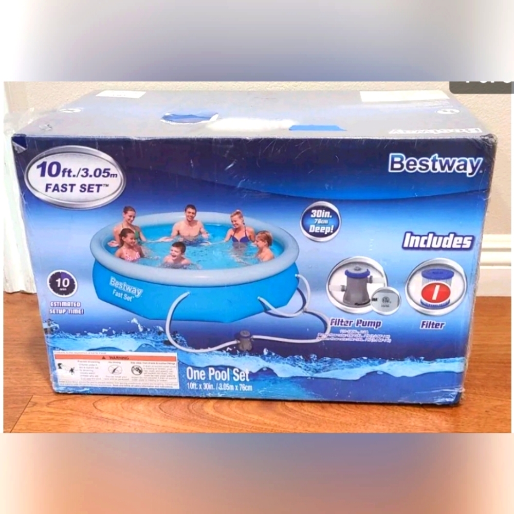 Bestway 10' x 30" Fast Set Inflatable Above Ground Swimming Pool with Filter Pum